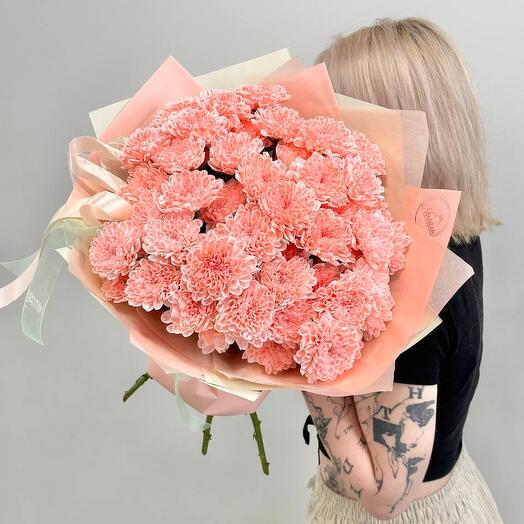 Букет «Восхитила изумила» из кустовых хризантем