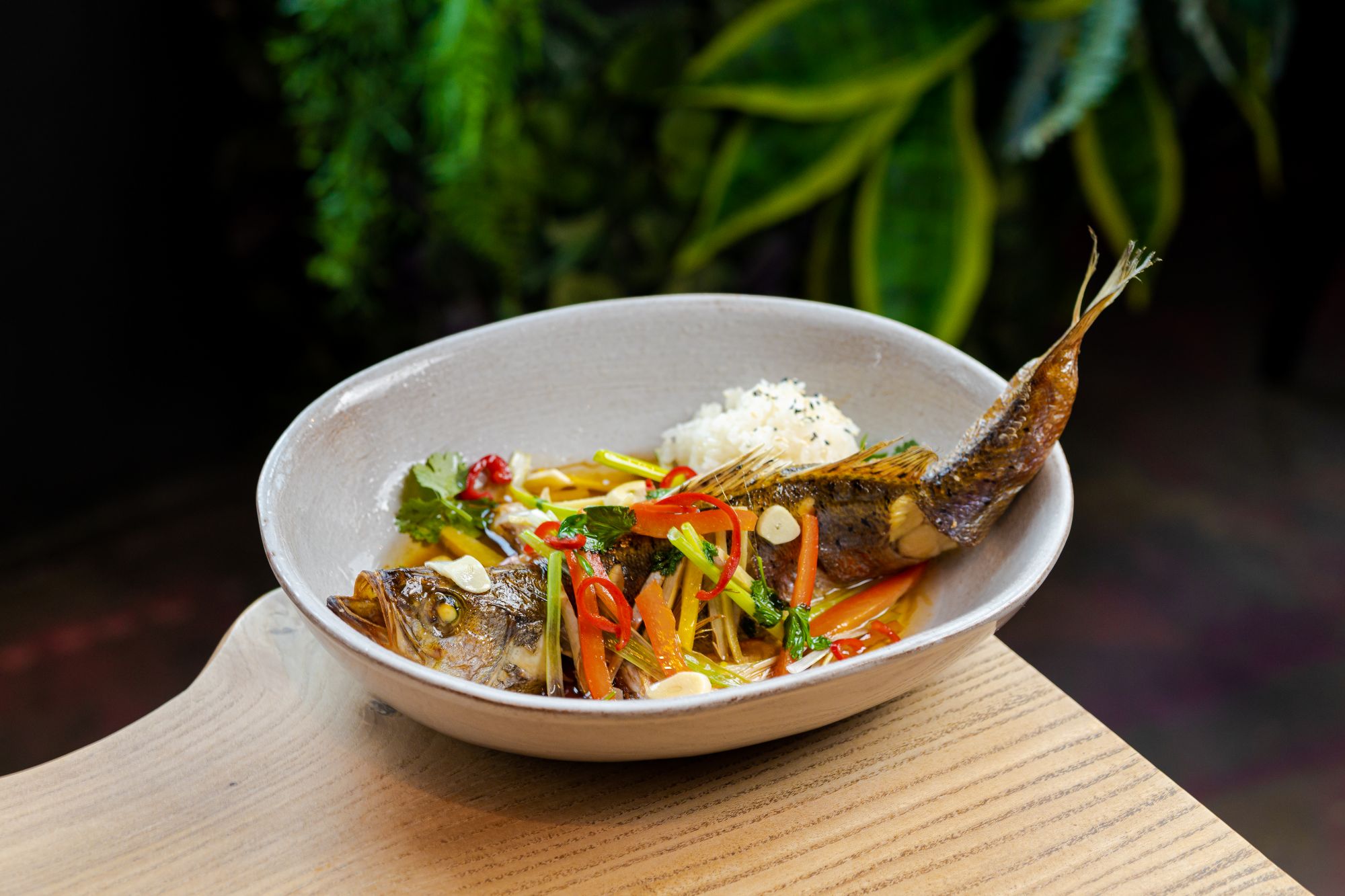 Окунь Сузуки в азиатском стиле