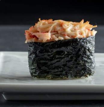 Суши запеченные с крабом