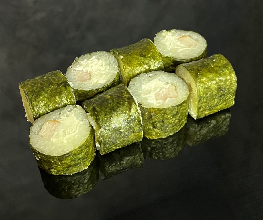 Ролл с копчёной курицей и сыром