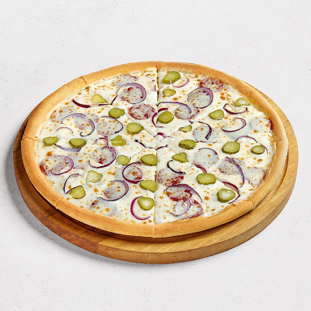 С колбасками из оленины большая