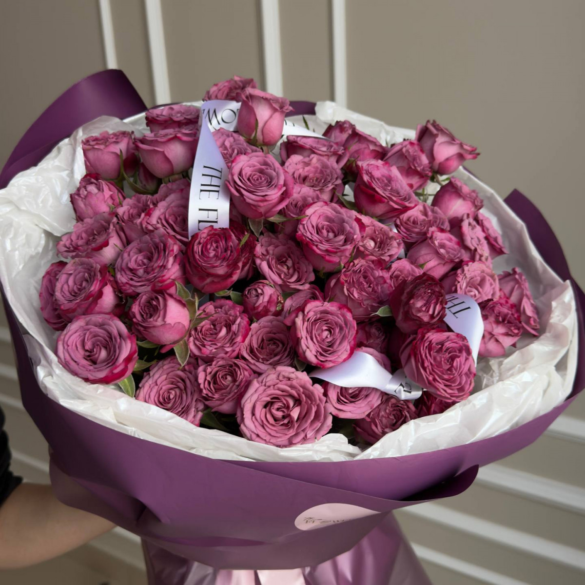 Моно букет из кустовых роз 9 (предзаказ)