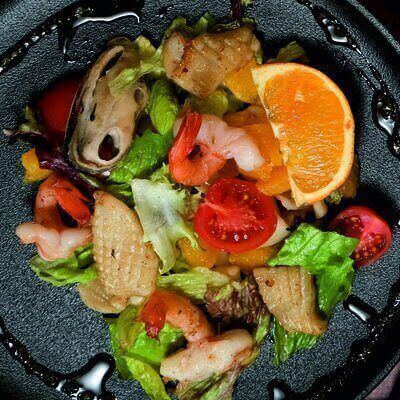 С морепродуктами и апельсином