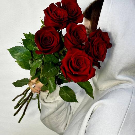 Букет «Люблю тебя» из 7 премиальных эквадорских роз под ленту